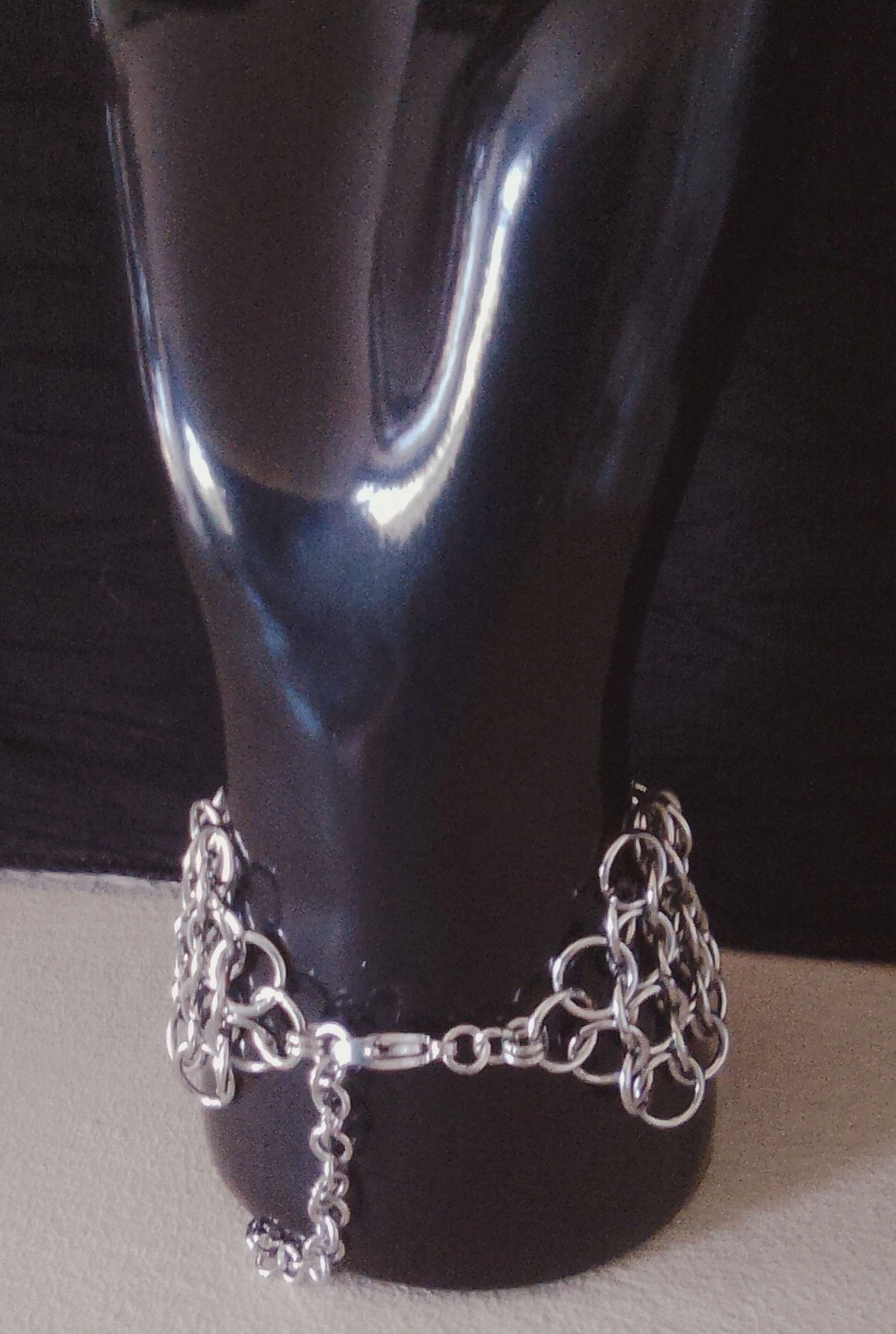 European chainmail cuff bracelet and Japanese chainmail flower – photo 4
